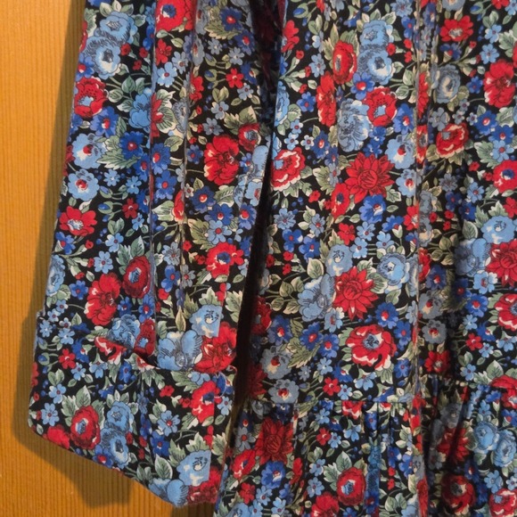 Tuckernuck Royal Shirt Dress Size Medium Queens Garden Floral Blue Red - Picture 10 of 11